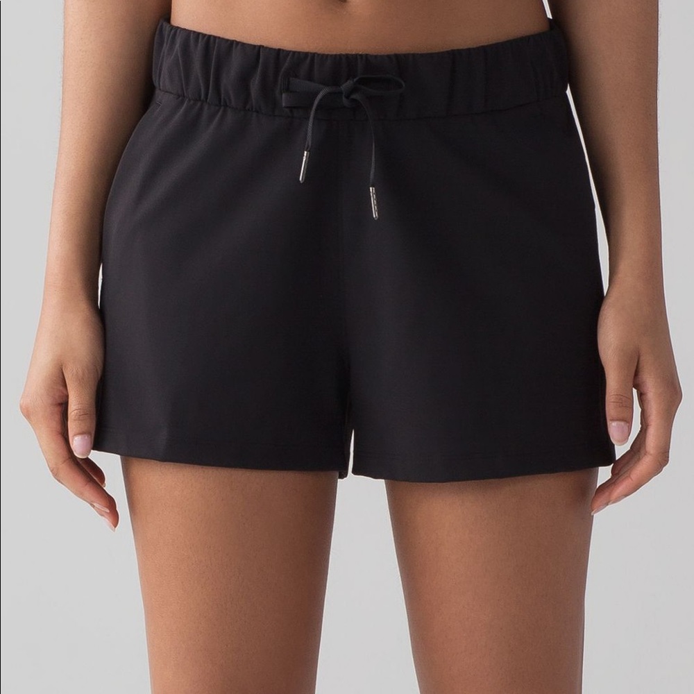Lululemon on the fly shorts